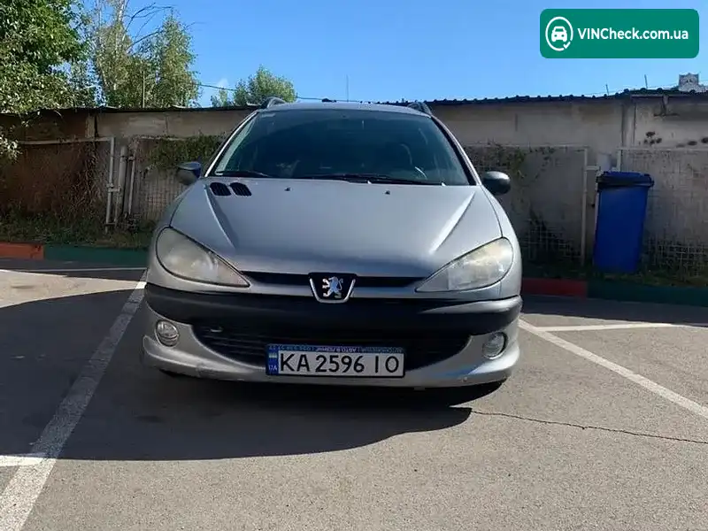 Peugeot 206 2002, фото з оголошення 1 з 13, VIN VF32EKFWF42610282