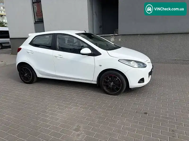 Mazda 2 2009, фото з оголошення 2 з 20, VIN JMZDE145500211599