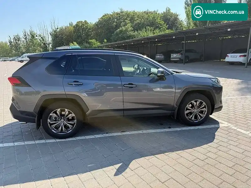 Toyota RAV4 2023, фото з оголошення 2 з 20, VIN JTMW43FV70D154782