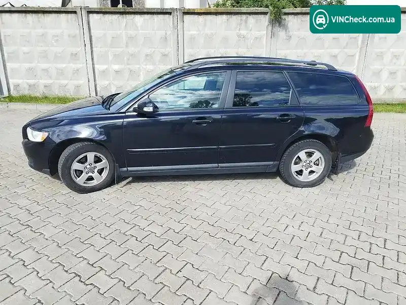 Volvo V50 2009, фото з оголошення 2 з 6, VIN YV1MW76F2A2544865