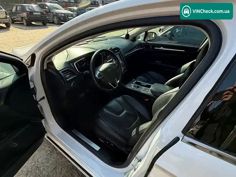 Ford Fusion 2019, фото з оголошення 2 з 10, VIN 3FA6P0SU2KR251360