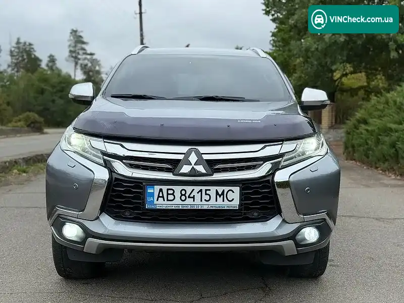 Mitsubishi Pajero Sport 2018, фото з оголошення 2 з 18, VIN MMCGUKS10JHZ00656