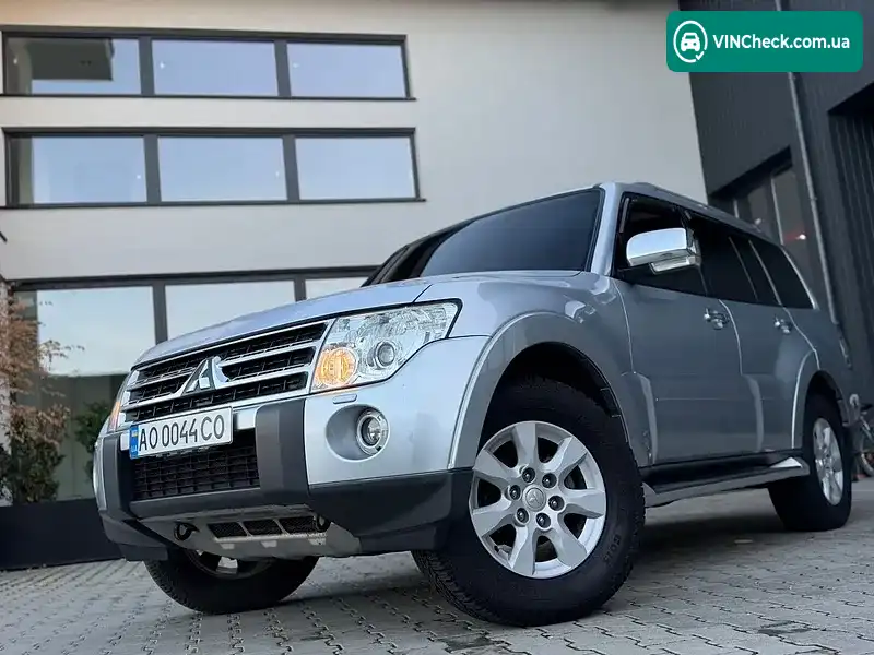 Mitsubishi Pajero Wagon 2009, фото з оголошення 2 з 20, VIN JMYLRV93W9J000107