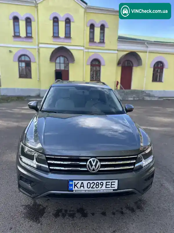 Volkswagen Tiguan 2017, фото з оголошення 2 з 20, VIN 3VV0B7AXXJM066554
