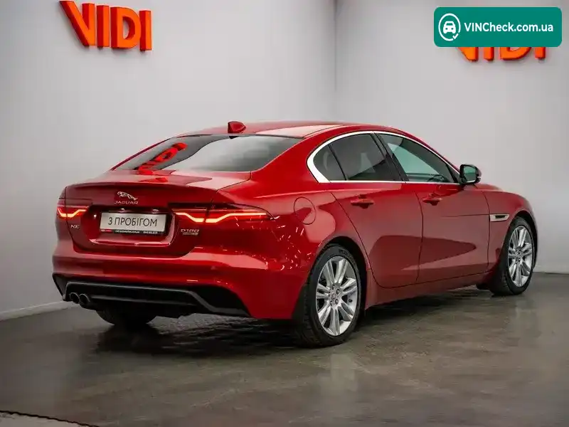 Jaguar XE 2020, фото з оголошення 2 з 21, VIN SAJAA4BN8LCP64989