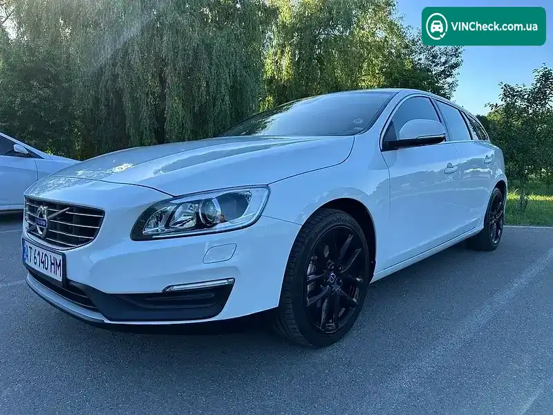 Volvo V60 2016, фото з оголошення 2 з 20, VIN YV1FW7481H1347267
