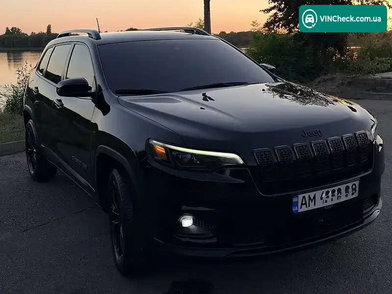 Jeep Cherokee 2023, фото з оголошення 2 з 20, VIN 1C4PJMMB4PD115038
