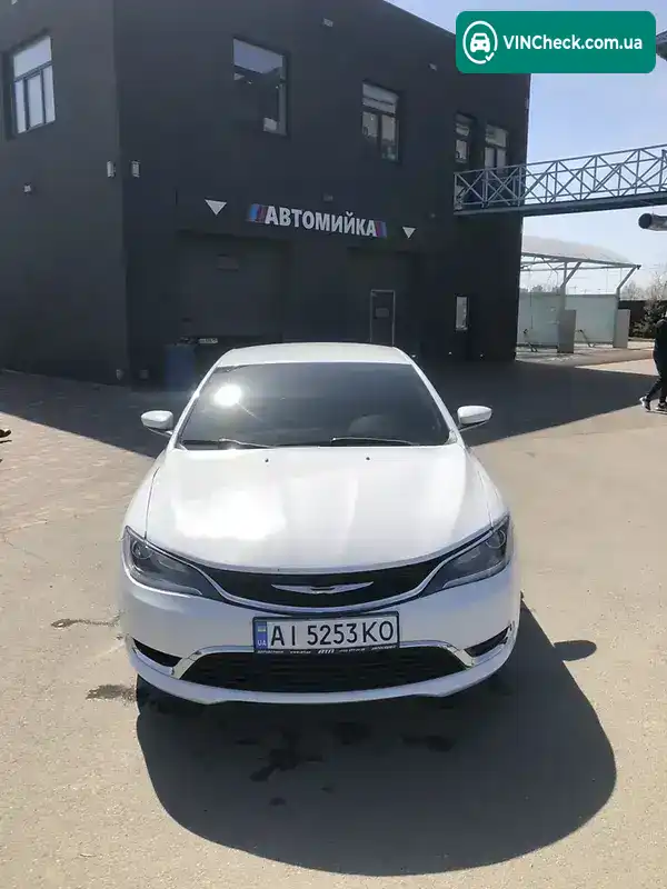 Chrysler 200 2017, фото з оголошення 1 з 13, VIN 1C3CCCAB1FN677516