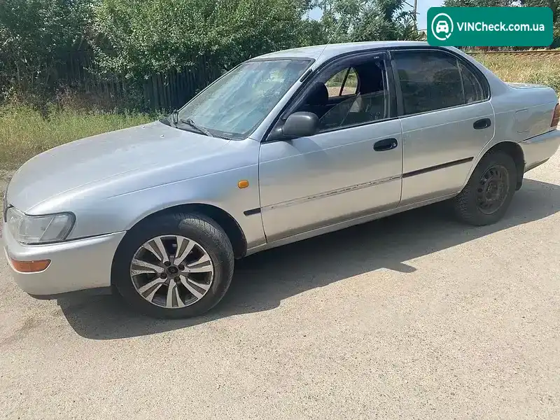 Toyota Corolla 1994, фото з оголошення 2 з 8, VIN JT153EEA103070944