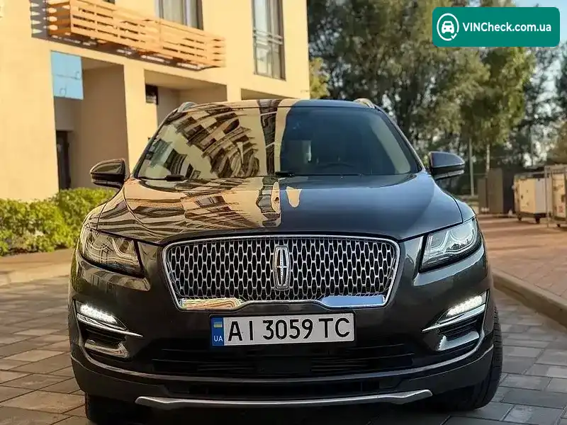 Lincoln MKC 2018, фото з оголошення 2 з 11, VIN 5LMTJ3DH0KUL07121