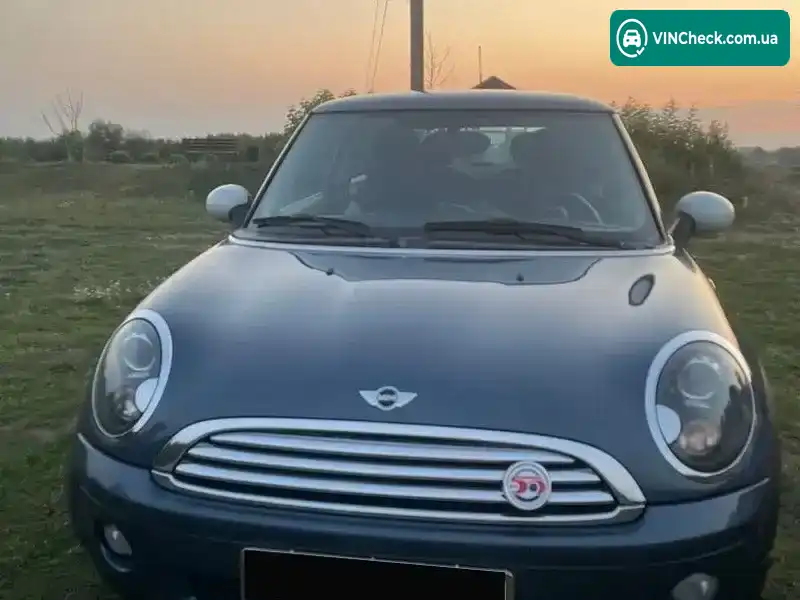 MINI Hatch 2009, фото з оголошення 1 з 13, VIN WMWMF31020TZ37055