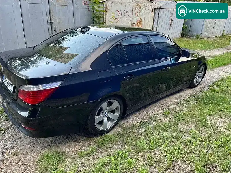 BMW 5 Series 2003, фото з оголошення 2 з 16, VIN WBANA71040B104129