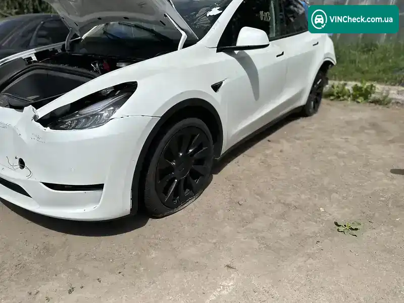 Tesla Model Y 2022, фото з оголошення 2 з 17, VIN 7SAYGDEE4PF586856