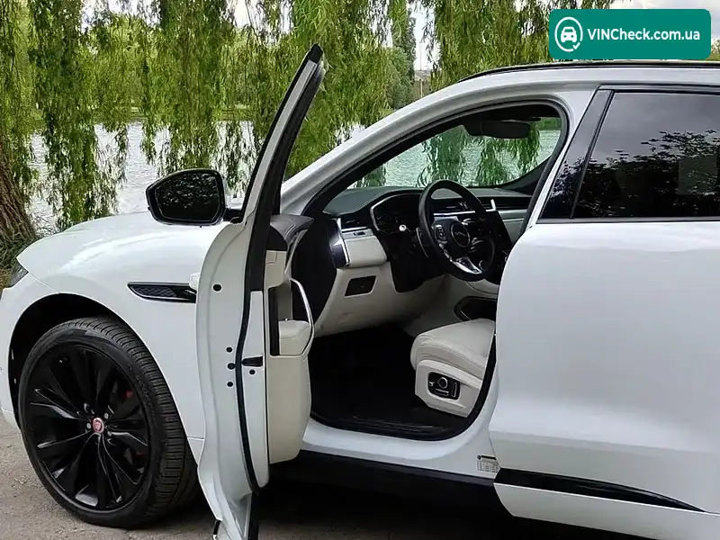 Jaguar F-Pace 2021, фото з оголошення 1 з 20, VIN SADCT2FU3MA669300