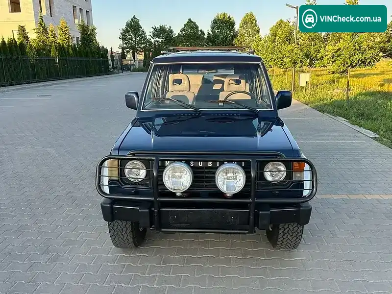 Mitsubishi Pajero 1988, фото з оголошення 2 з 20, VIN JMBL049GWJJ455548