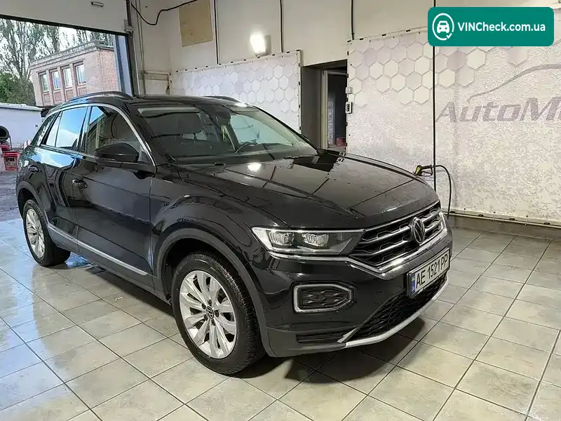 Volkswagen T-Roc 2021, фото з оголошення 1 з 20, VIN WVGZZZA1ZNV080878