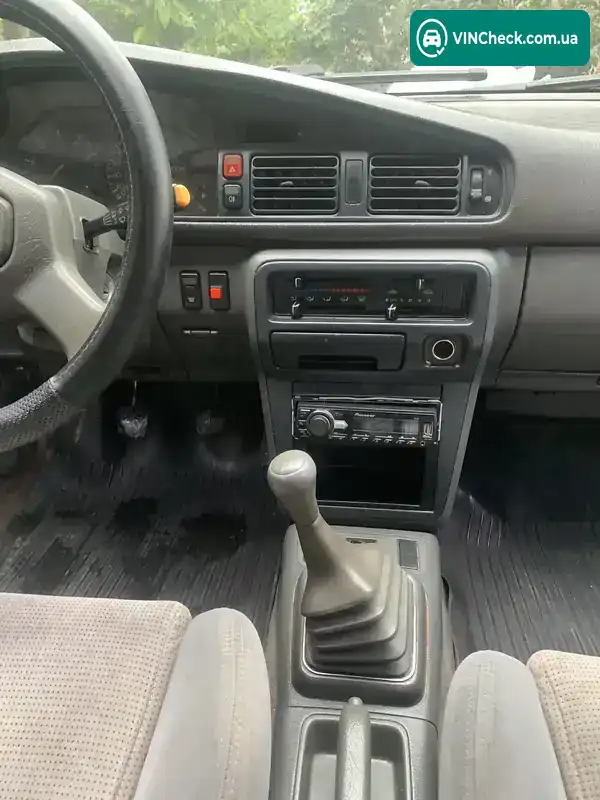 Mazda 626 1992, фото з оголошення 2 з 7, VIN JMZGD14E201180543