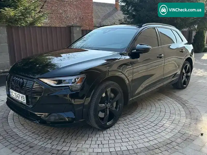 Audi e-tron 2022, фото з оголошення 1 з 21, VIN WA1AAAGE7NB026805