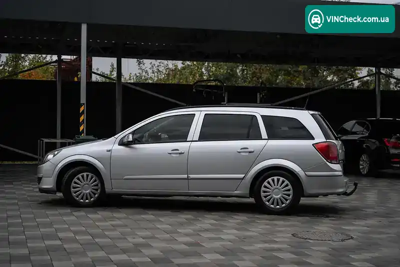 Opel Astra 2004, фото з оголошення 2 з 19, VIN W0L0AHL3552080820