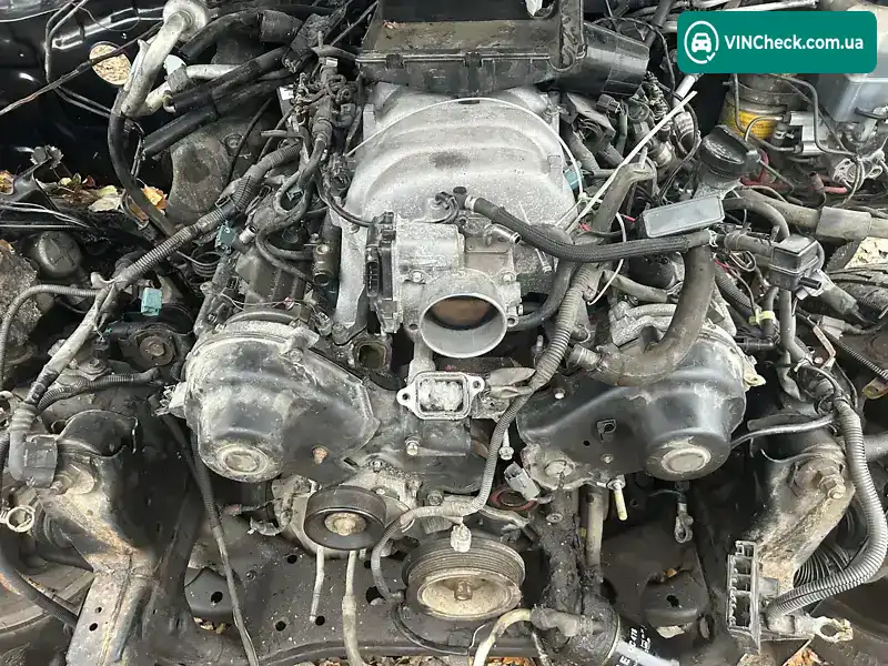 Lexus LX 2005, фото з оголошення 2 з 8, VIN JTJHT00W354003163