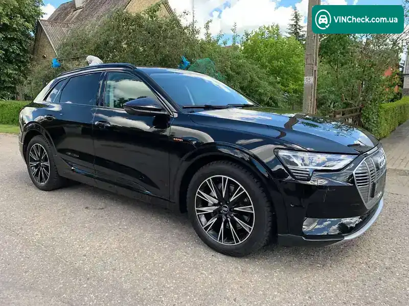 Audi e-tron 2021, фото з оголошення 1 з 17, VIN WAUZZZGE6NB035184