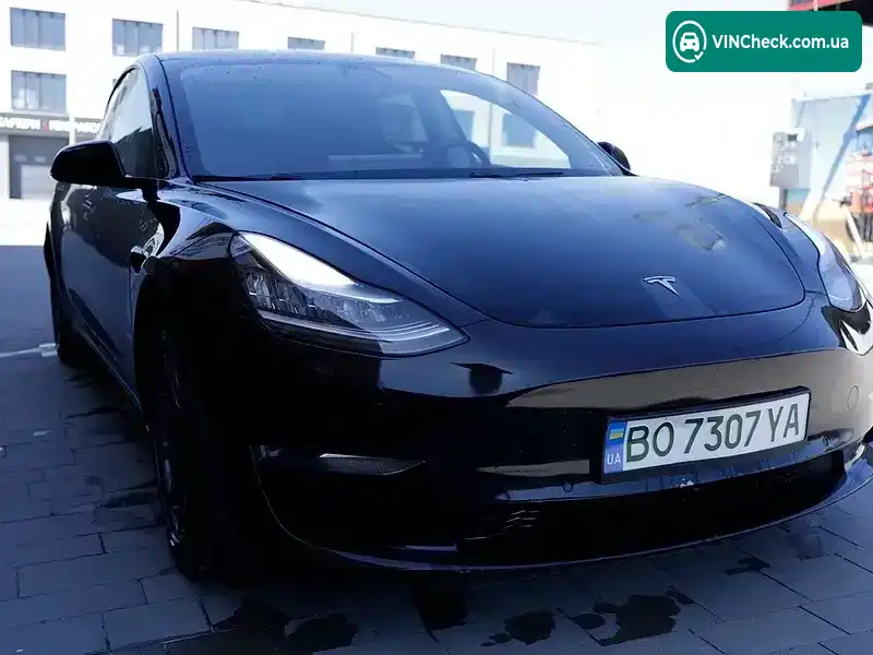 Tesla Model 3 2018, фото з оголошення 1 з 18, VIN 5YJ3E1EB5JF077142