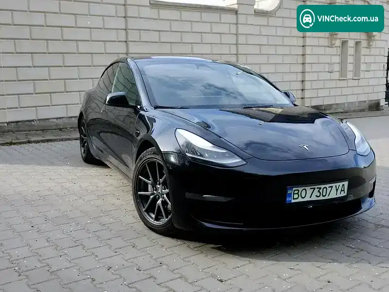 Tesla Model 3 2018, фото з оголошення 2 з 18, VIN 5YJ3E1EB5JF077142