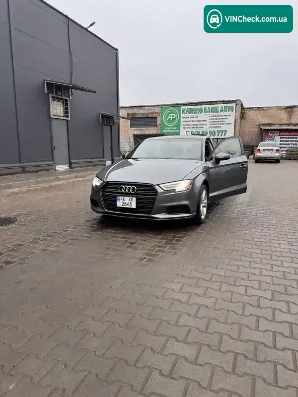 Audi A3 2017, фото з оголошення 2 з 20, VIN WAUAUGFF8J1044320