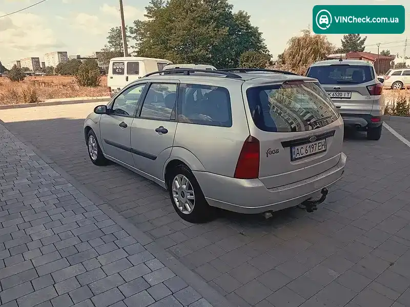 Ford Focus 1999, фото з оголошення 2 з 4, VIN WF0NXXGCDNXM28475