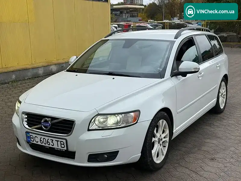 Volvo V50 2011, фото з оголошення 1 з 20, VIN YV1MW84F1B2622791