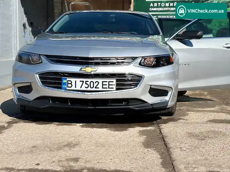 Chevrolet Malibu 2017, фото з оголошення 2 з 21, VIN 1G1ZB5ST1HF218956