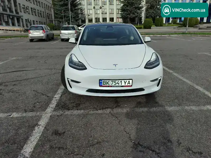 Tesla Model 3 2022, фото з оголошення 2 з 21, VIN 5YJ3E1EB4NF243060
