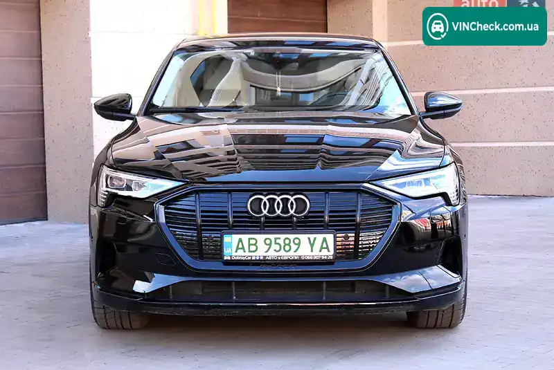 Audi e-tron 2021, фото з оголошення 1 з 21, VIN WAUZZZGE2MB043037