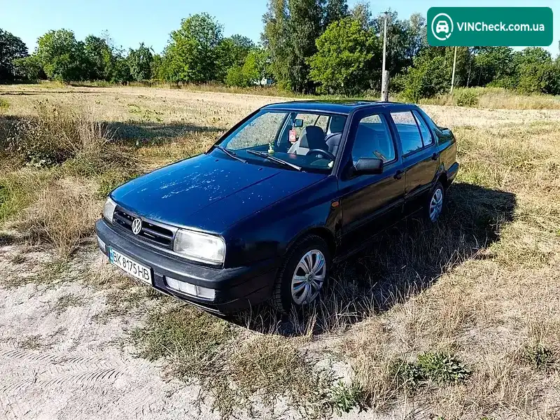 Volkswagen Vento 1993, фото з оголошення 1 з 7, VIN WVWZZZ1HZPW560762