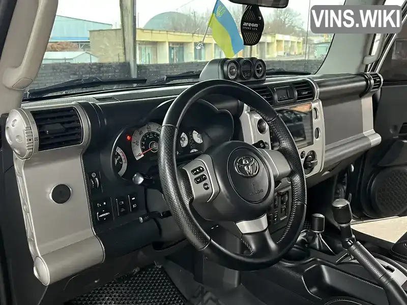 Toyota FJ Cruiser 2006, фото з оголошення 2 з 21, VIN JTEBU11F670038229