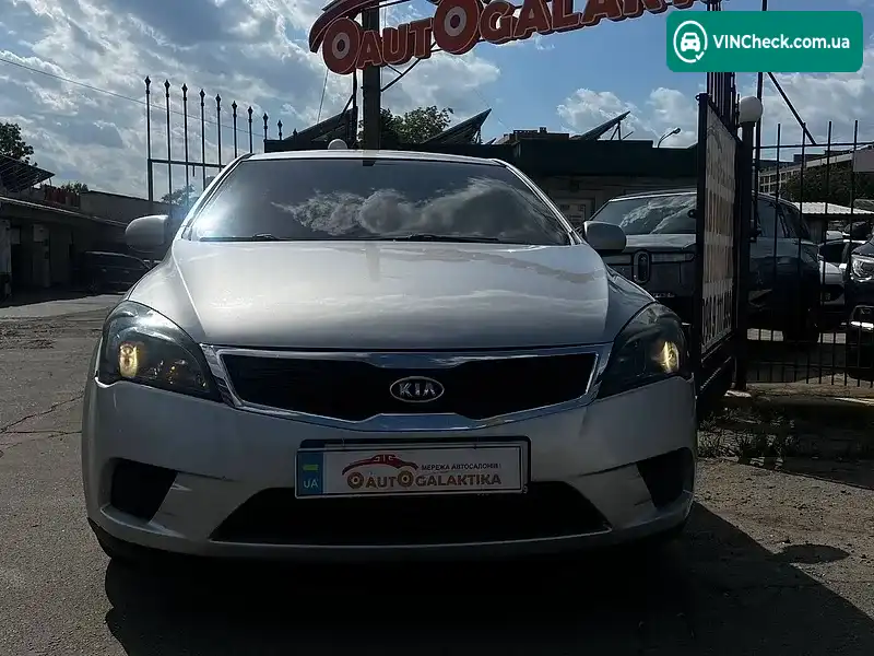 Kia Ceed 2011, фото з оголошення 2 з 14, VIN U5YHB511ABL270052