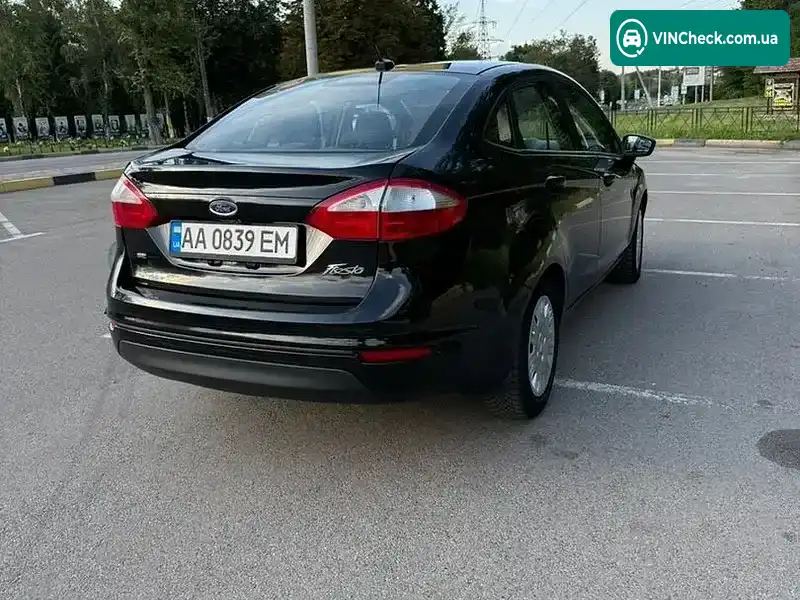 Ford Fiesta 2018, фото з оголошення 2 з 18, VIN 3FADP4BJ2JM103712