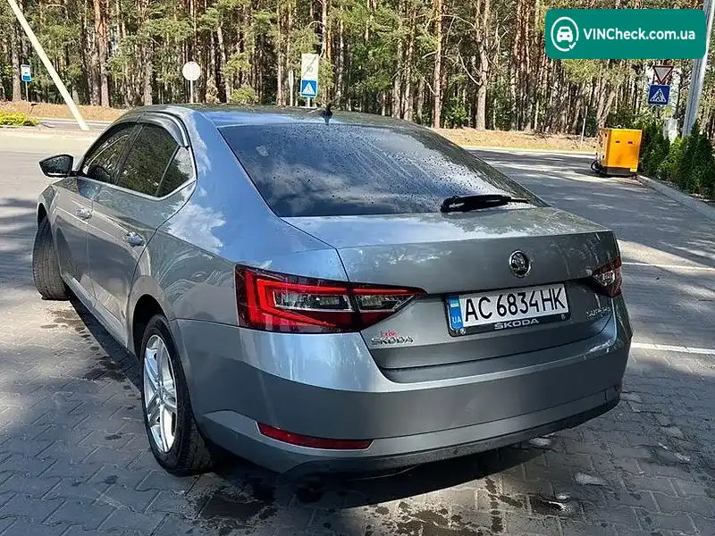 Skoda Superb 2016, фото з оголошення 2 з 20, VIN TMBAH7NP9H7023145