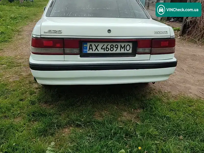 Mazda 626 1988, фото з оголошення 2 з 8, VIN JMZGD12D201244531