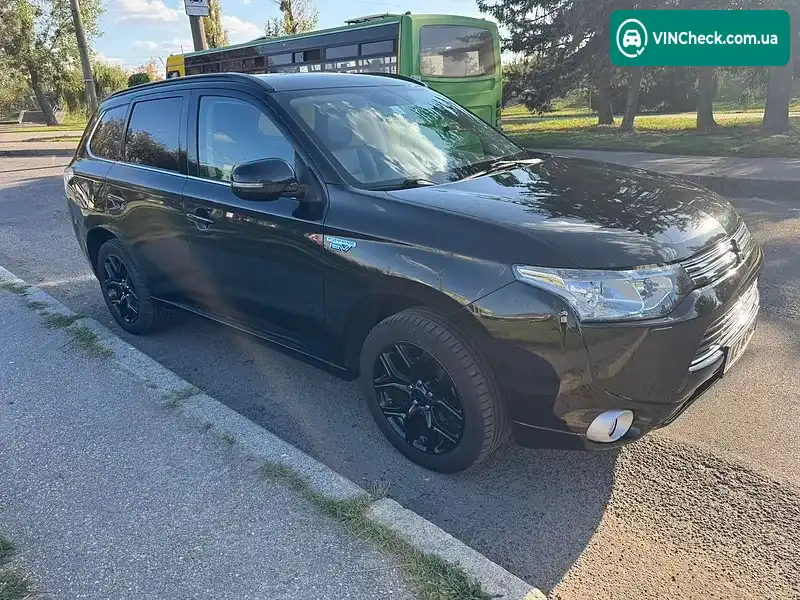 Mitsubishi Outlander 2014, фото з оголошення 2 з 15, VIN JMBXDGG2WEZC00352