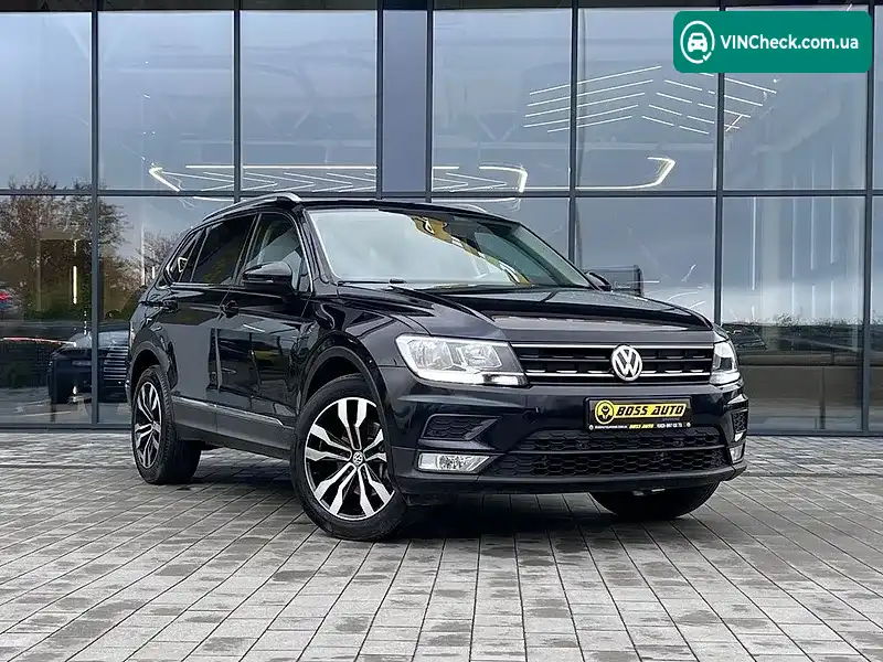 Volkswagen Tiguan 2018, фото з оголошення 1 з 20, VIN 3VV2B7AX9KM005139