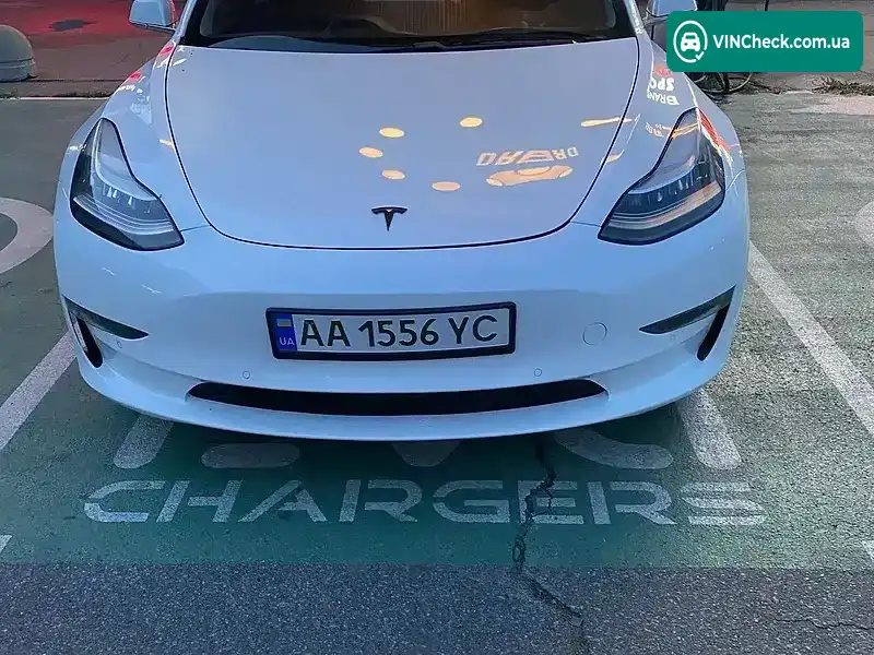 Tesla Model 3 2020, фото з оголошення 2 з 9, VIN 5YJ3E1EA2LF706561
