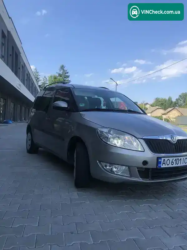 Skoda Roomster 2010, фото з оголошення 2 з 21, VIN TMBNN65J8B5015976