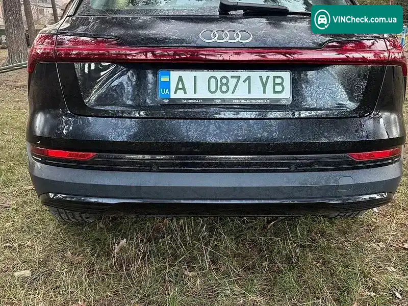 Audi e-tron 2020, фото з оголошення 2 з 20, VIN WAUZZZGE3LB038587