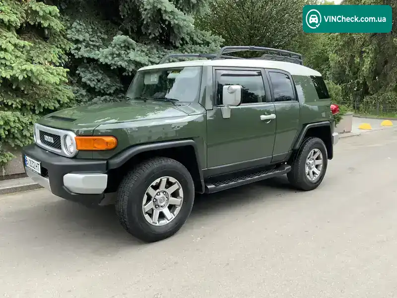 Toyota FJ Cruiser 2013, фото з оголошення 1 з 20, VIN JTEBU4BF6EK181621