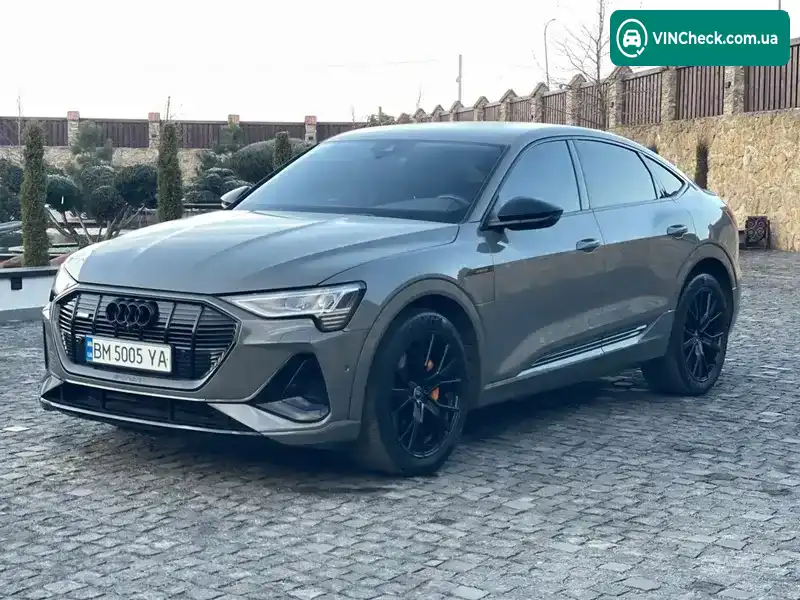 Audi e-tron 2022, фото з оголошення 2 з 21, VIN WAUZZZGE4NB043624