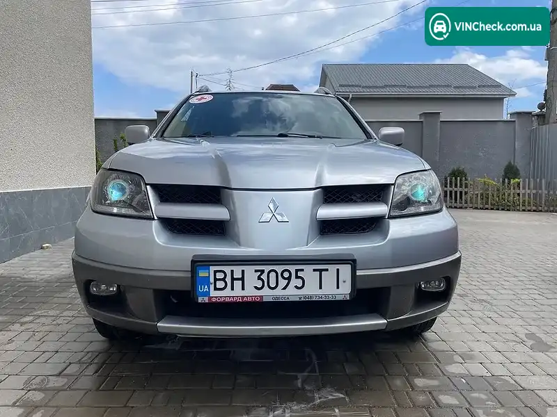 Mitsubishi Outlander 2004, фото з оголошення 1 з 17, VIN JMBXRCU5W4U001948