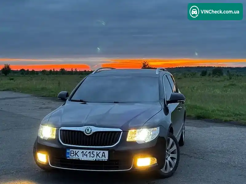 Skoda Superb 2011, фото з оголошення 2 з 20, VIN TMBJF73T9B9051769