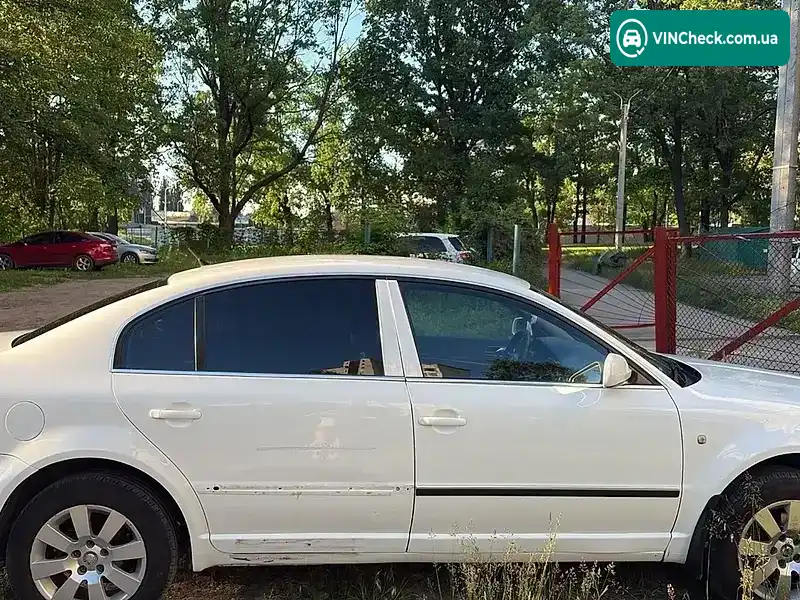 Skoda Superb 2002, фото з оголошення 2 з 12, VIN TMBBL23U029000508