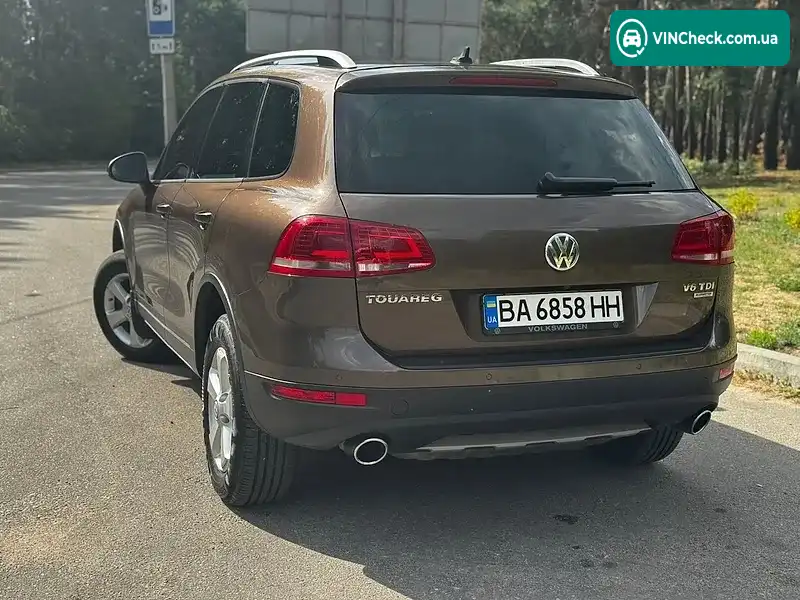 Volkswagen Touareg 2010, фото з оголошення 2 з 17, VIN WVGZZZ7PZBD021295